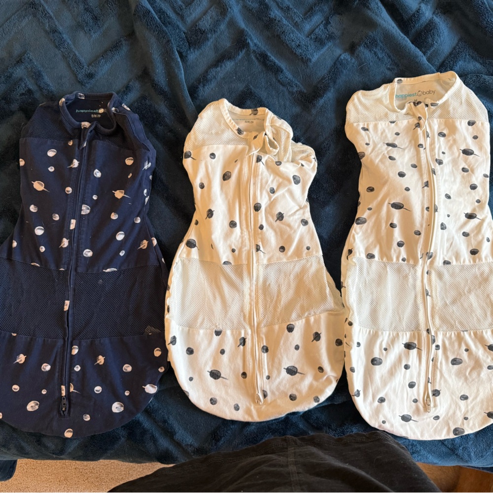 Happiest Baby Sleepea swaddle bundle of 3